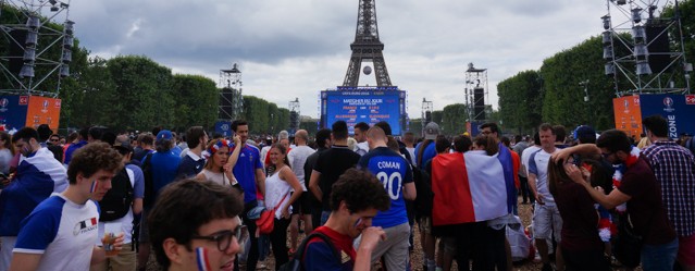 fan zone euro 2016 paris champ de mars tour eiffel